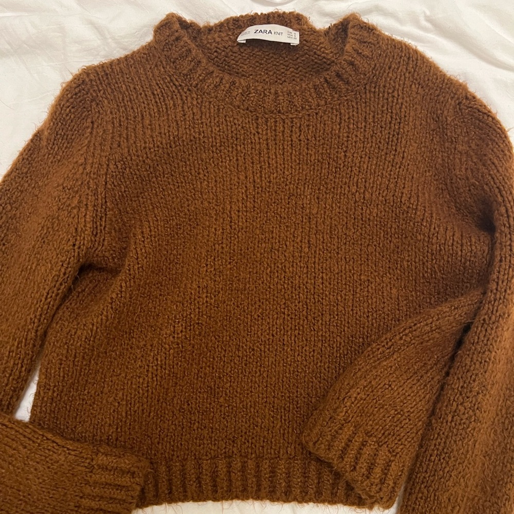 Perfect fall Brown Zara sweater